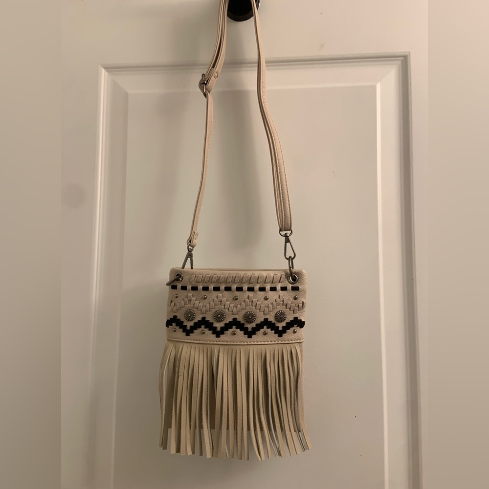 Beige Fringe Crossbody Bag with Embroidered Accents